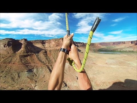 GoPro: Epic Zipline BASE - UCqhnX4jA0A5paNd1v-zEysw