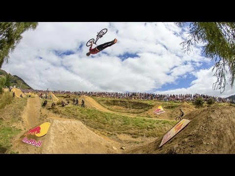 Massive Dirt Jumps on the Farm: Rat Pack Goes South | Episode 3 - UCblfuW_4rakIf2h6aqANefA