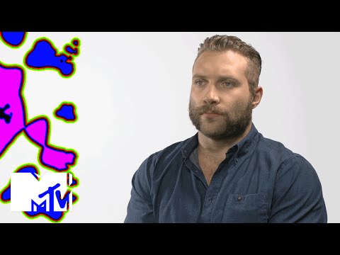 Jai Courtney Discusses The Joker In ‘Suicide Squad’ | MTV News - UCxAICW_LdkfFYwTqTHHE0vg