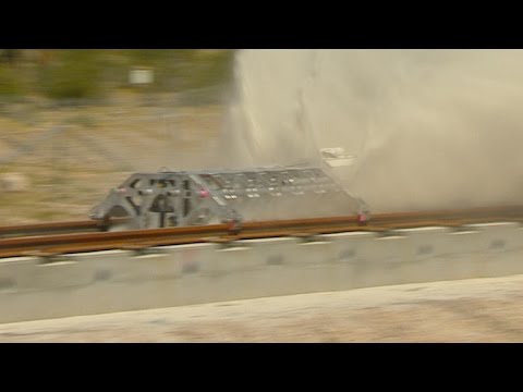 Crazy-fast Hyperloop testing carried out in Las Vegas (CNET News) - UCOmcA3f_RrH6b9NmcNa4tdg