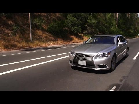 Car Tech - 2015 Lexus LS 460 L - UCOmcA3f_RrH6b9NmcNa4tdg