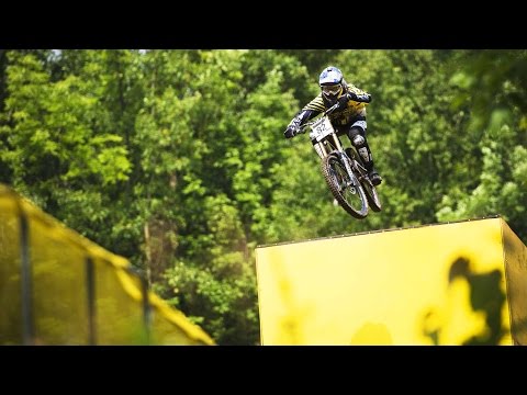 Technical DH Mountain Biking in Canada - UCI MTB World Cup 2014 Recap - UCXqlds5f7B2OOs9vQuevl4A