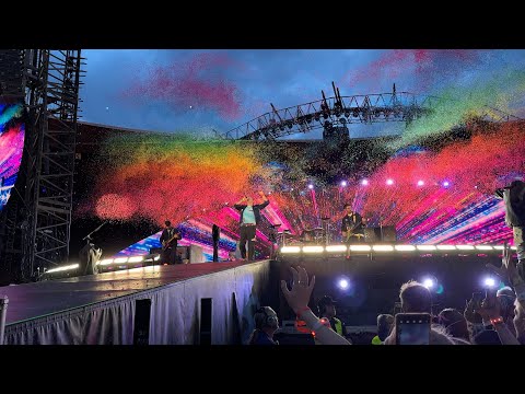 Coldplay - Higher Power / Adventure of a Lifetime / Paradise (Live) - Helsinki 28.7.2024 Finland