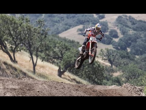 Ryan Dungey and Marvin Musquin Rip Zaca Station - UCblfuW_4rakIf2h6aqANefA