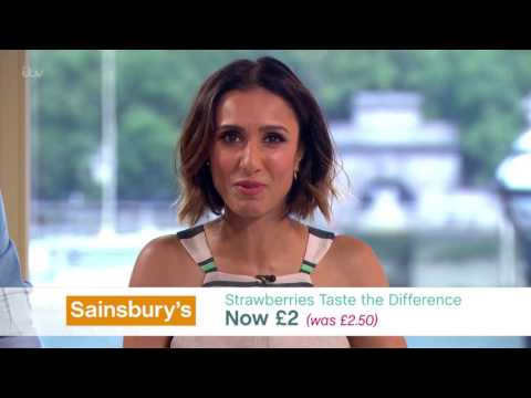 James Martin's Ginger And Vanilla Cheesecake With Strawberry Sauce | This Morning