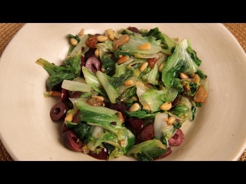 Sauteed Escarole Recipe - Laura Vitale - Laura in the Kitchen Episode 303 - UCNbngWUqL2eqRw12yAwcICg