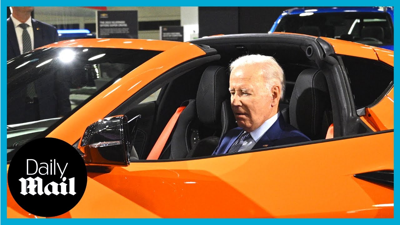 Joe Biden revs up Corvette Z06 at Detroit Auto Show 2022