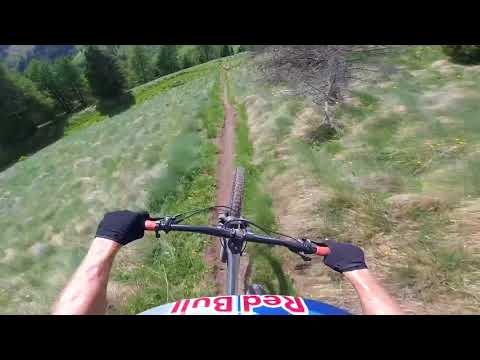 Let Tom Oehler be your guide through South Tyrol. | POV MTB Guide E1 - UCblfuW_4rakIf2h6aqANefA