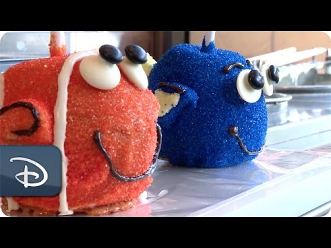 DIY: How-To Make a Finding Dory Candy Apples | Walt Disney World - UC1xwwLwm6WSMbUn_Tp597hQ