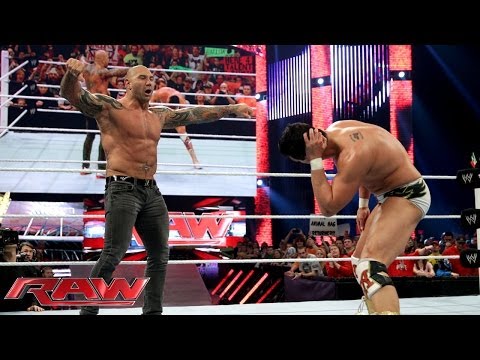 Batista attacks Alberto Del Rio: Raw, Jan. 20, 2014 - UCJ5v_MCY6GNUBTO8-D3XoAg