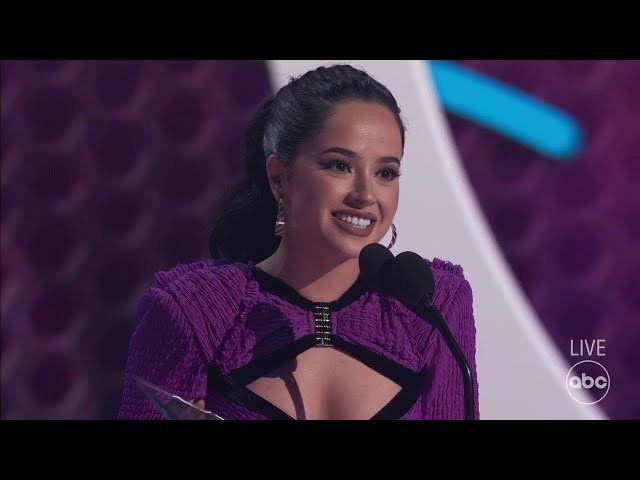 Did Becky G Win at the Latin American Music Awards?
