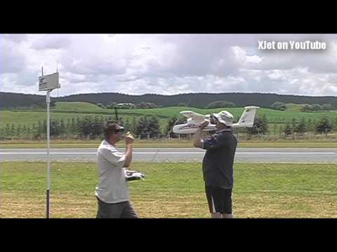 RC model plane crash - the second (ill-fated) flight of the SkyWalker - UCQ2sg7vS7JkxKwtZuFZzn-g