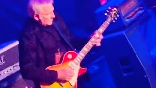 Alex Lifeson - Stairway to Heaven Solo (December 8, 2021)