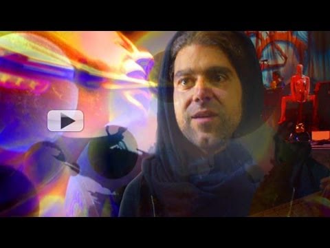 Coheed and Cambria's Creator Claudio Sanchez 'Hides Behind Sci-Fi' - UCVTomc35agH1SM6kCKzwW_g