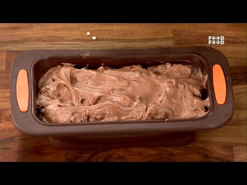 Eggless Chocoolate Cake - Sanjeev Kapoor's Kitchen - UCthIcpK06l9bhi9ISgreocw