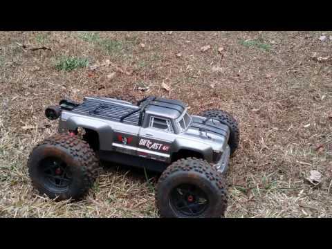 Arrma Outcast & Traxxas E-Maxx Backyard Run - UCnnGALgMKGZrzN-lf1AosYw