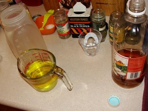 How to Make Your Own Zesty Italian Dressing From Scratch - UCdZSroWwiRMMQQ0CwF5eXYA