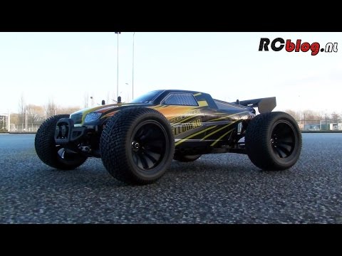 Yellow RC 1:12 Street Racer Brushless video review - deel 1 (NL) - UCXWsfadxZ1qM0HKuPOx1ptg