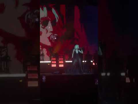 Miley Cyrus ‘Bang Bang x See You Again’ Live at Lollapalooza Brazil 2022