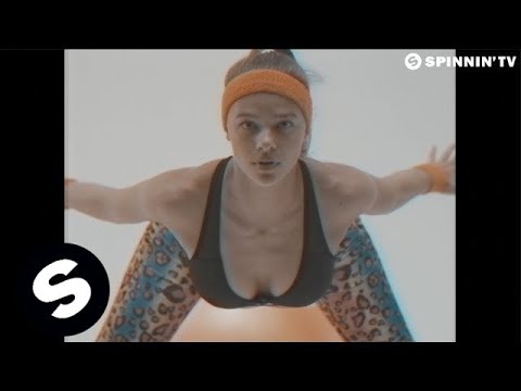 Bassjackers - Wobble & Jiggle (Official Music Video) - UCpDJl2EmP7Oh90Vylx0dZtA