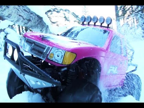 RC ADVENTURES - SNOW DAYS PT2 - PINKY ON PARADE - AXIAL SCX10 4X4 - SCALE TRUCKS - UCxcjVHL-2o3D6Q9esu05a1Q