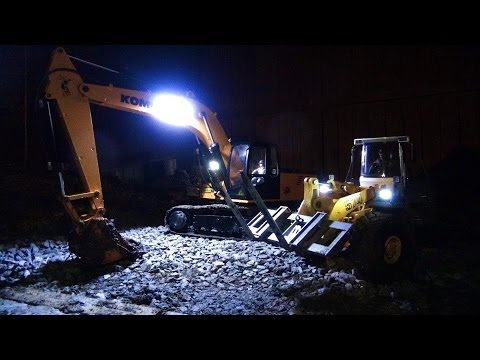 RC ADVENTURES - Dusk Mud Recovery - 4200XL Excavator & Loader - UCxcjVHL-2o3D6Q9esu05a1Q