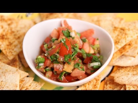 Homemade Pico de Gallo Salsa Recipe - Laura Vitale - Laura in the Kitchen Episode 379 - UCNbngWUqL2eqRw12yAwcICg