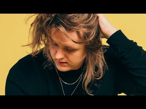 Lewis Capaldi - Fade (Live) - dscvr ARTISTS TO WATCH 2018 - UC-7BJPPk_oQGTED1XQA_DTw