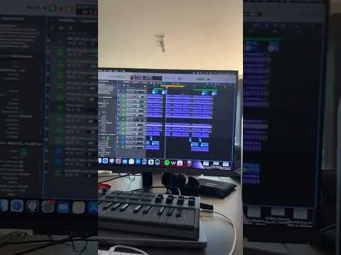 RAF Camora zeigt neuen Beat im Homestudio Anthrazit Forever