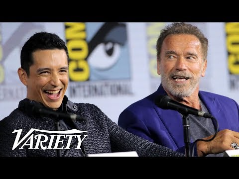 Arnold Schwarzenegger & 'Terminator: Dark Fate' Stars - FULL Comic-Con 2019 Hall H Panel - UCgRQHK8Ttr1j9xCEpCAlgbQ