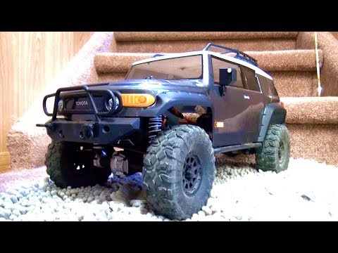 RC ADVENTURES - GOTHAM CiTY RC BEAT DOWN - HPI Venture  Scale Truck w/ Maurice #ProudParenting ! - UCxcjVHL-2o3D6Q9esu05a1Q