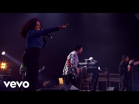 Toto - Hold The Line (Live) - UCeVb1p9-ZgbuNCDpITSfxVQ