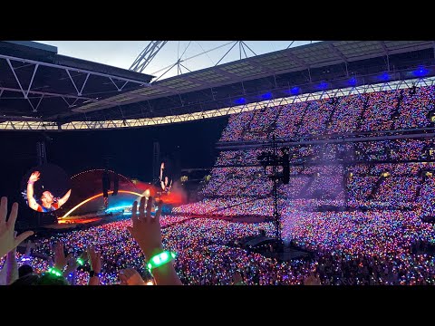 Charlie Brown live in London 2022// Coldplay// Wembley Stadium