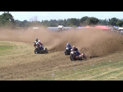 HOT HEAT 4 - 2018 MASTER OF MIDSHIRES GRASSTRACK - dirt track racing video image