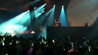 Tiesto ft Maxi Jazz - Dance 4 Life (Sander Van Doorn Remix) @ ASOT 550/Den Bosch