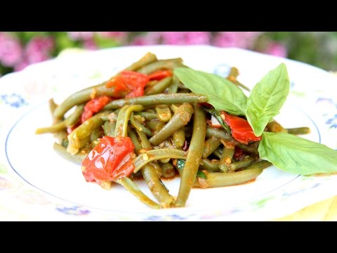 Nonna's Italian Green Beans Recipe - Laura Vitale - Laura in the Kitchen Episode 791 - UCNbngWUqL2eqRw12yAwcICg