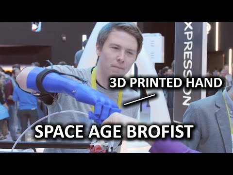 3D Printing & Scanning feat. HP Sprout at Intel Booth - CES 2015 - UCXuqSBlHAE6Xw-yeJA0Tunw