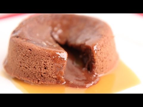 Salted Caramel Molten Lava Cakes Recipe - Laura Vitale - Laura in the Kitchen Episode 784 - UCNbngWUqL2eqRw12yAwcICg