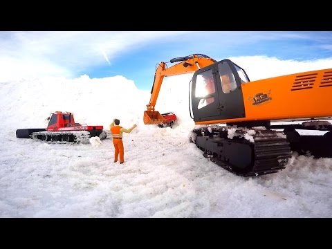 RC ADVENTURES - Rescue Mission - Excavator, Blizzard, BEAST 4x4 Truck - UCxcjVHL-2o3D6Q9esu05a1Q