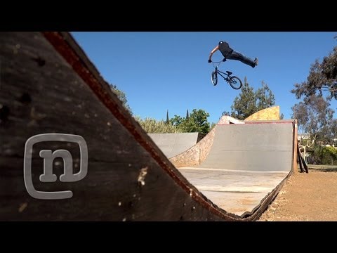 Roasting Tranny At Dave White's Area 43 Playground: Crooked World BMX - UCsert8exifX1uUnqaoY3dqA