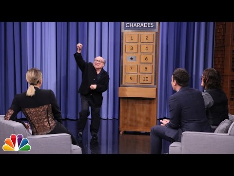 Charades with Danny DeVito, Khloé Kardashian and Norman Reedus - UC8-Th83bH_thdKZDJCrn88g