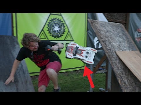 HE HIT HIMSELF! | The Roof Ramp RC car challenge! - UC0v3_XMAjV1gL0SgNHdJhQg