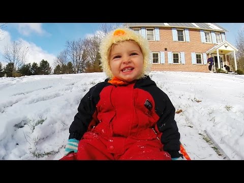 GoPro: Stella & Quincy's First Snow Experience - TV Commercial - UCqhnX4jA0A5paNd1v-zEysw