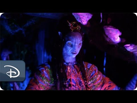 Imagineers Create the Most Advanced Audio-Animatronic, the Shaman of Songs - UC1xwwLwm6WSMbUn_Tp597hQ