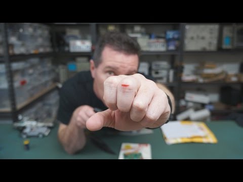 EEVblog #899 - Extreme Mailbag! - UC2DjFE7Xf11URZqWBigcVOQ