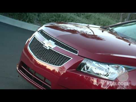 2011 Chevrolet Cruze Review - Kelley Blue Book - UCj9yUGuMVVdm2DqyvJPUeUQ