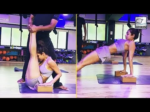 Video - Bollywood FITNESS - Malaika Arora's Yoga Video Is All The Motivation You Need #India