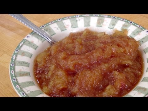 Apple Sauce Recipe - Laura Vitale - Laura in the Kitchen Episode 231 - UCNbngWUqL2eqRw12yAwcICg