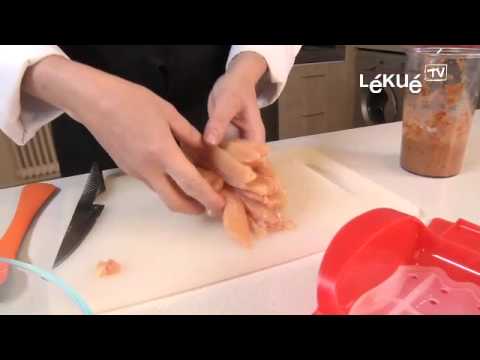 Lékué TV | Estuche de vapor | Receta: Brochetas de pollo Satay con sésamo