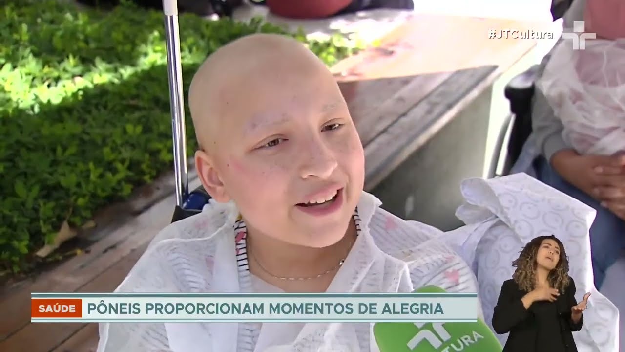 Pôneis levam alegria a crianças em tratamento contra câncer no AC Camargo em SP